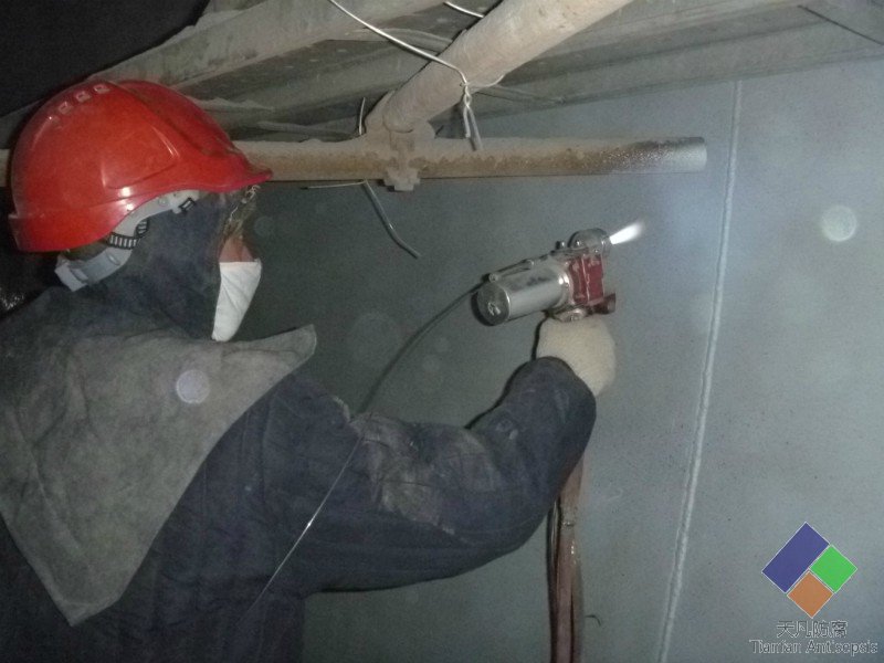 大慶石化ZARE防腐施工現場