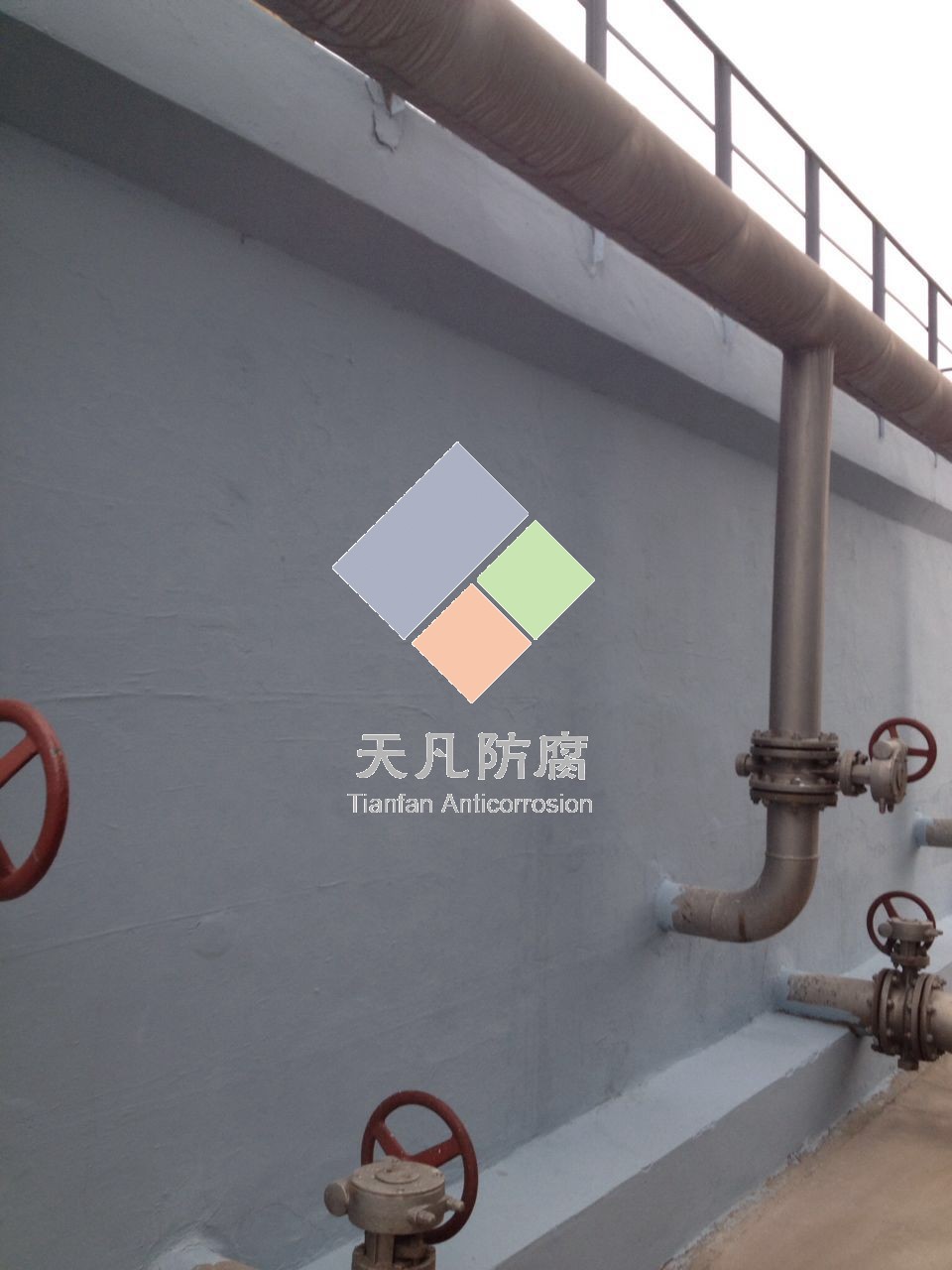 長慶石化檢修期間隔油池防腐完成驗(yàn)收
